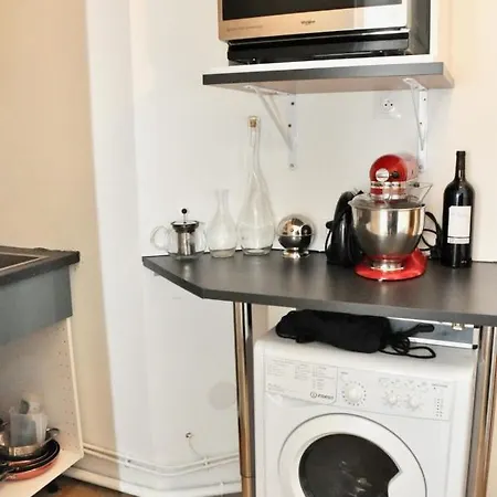 דירה Superb Warm Studio In The Marais פריז